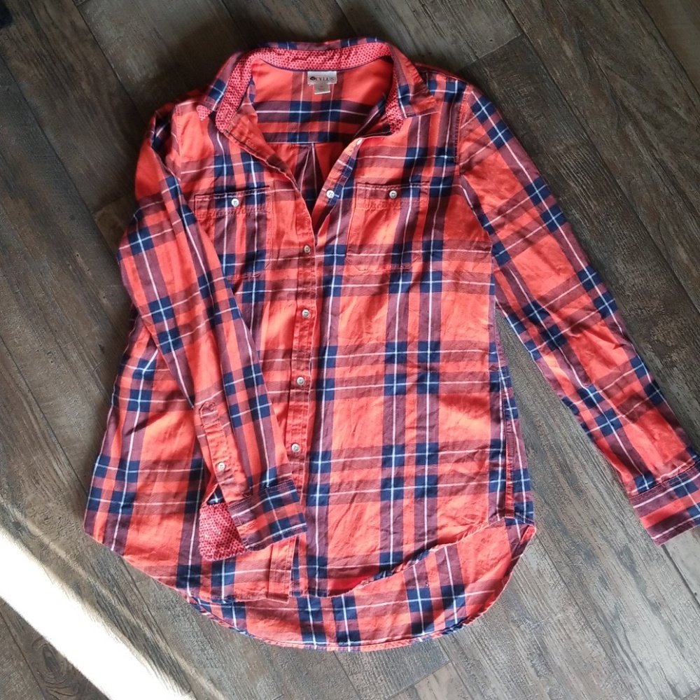 Long sleeved button up